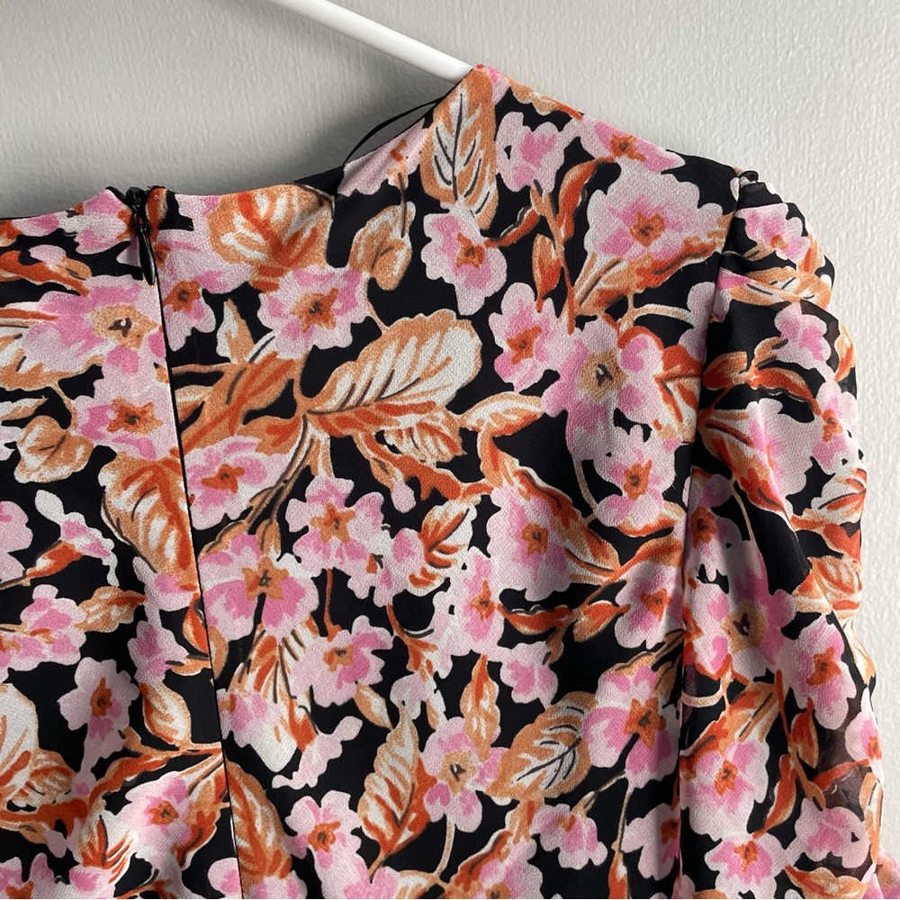 Zara Women’s Midi Floral Ruched Dress - Size M, NWT, Feminine & Flattering - Picture 9 of 16